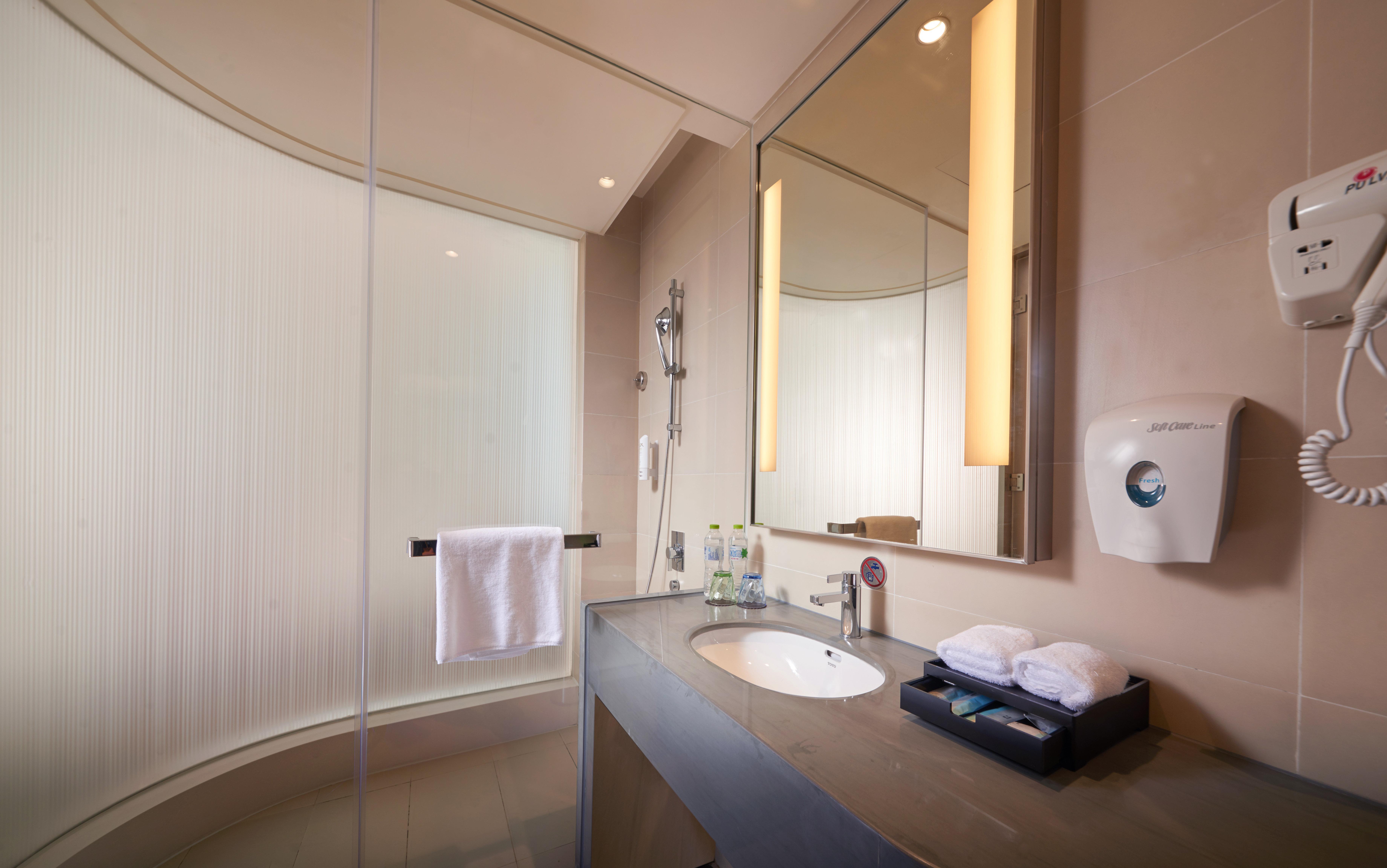 Holiday Inn Express Chengdu Huanhuaxi By Ihg-Near Jinsha Site Musem,Near Wuhou Temple Museum,Welcome Drinks,Free Gym,Free Self-Service Laundry Kültér fotó