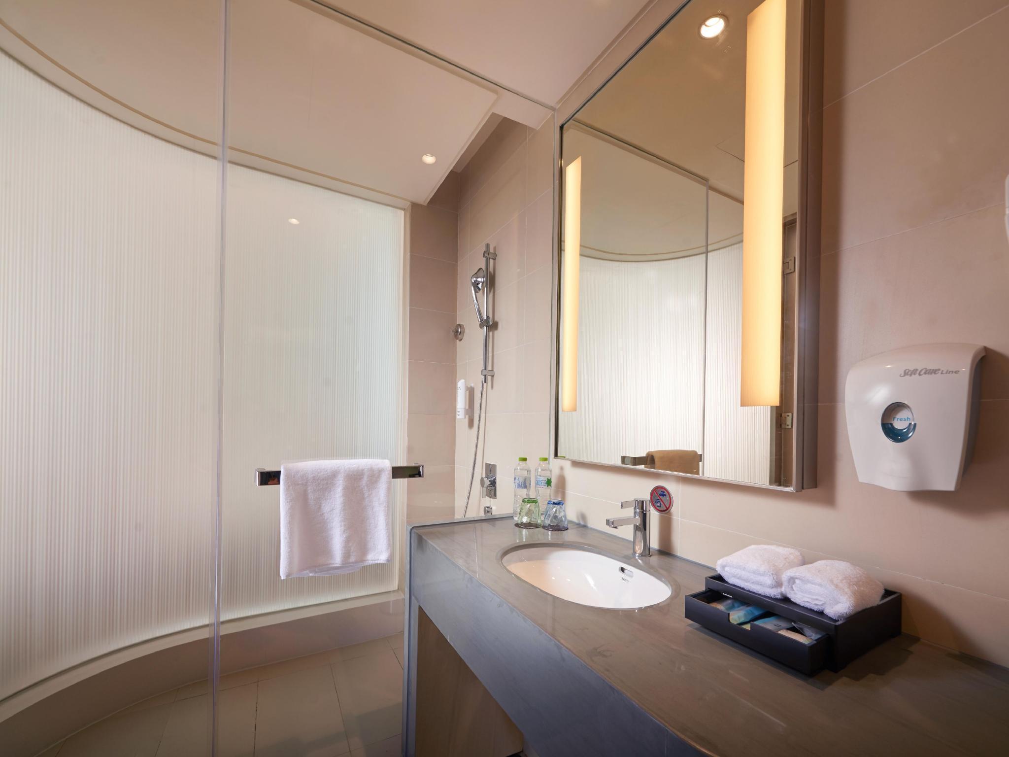 Holiday Inn Express Chengdu Huanhuaxi By Ihg-Near Jinsha Site Musem,Near Wuhou Temple Museum,Welcome Drinks,Free Gym,Free Self-Service Laundry Kültér fotó